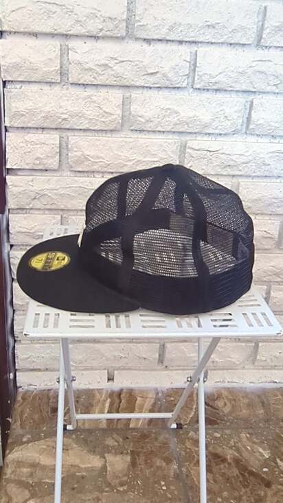 New Era x Fear of God Essentials Full Mesh 59FIFTY Detroit Tigers Fitted Hat Bla - Picture 3 of 3